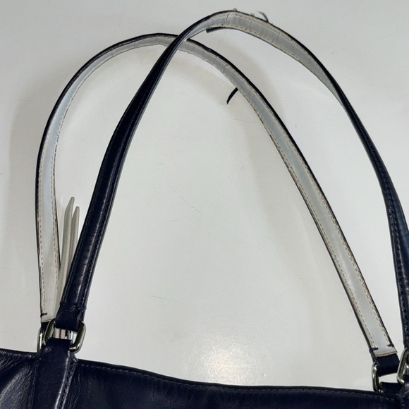 COACH 29432 Daisy Dot Print Tote Bag White Navy Patent Leather Trim - Picture 14 of 15